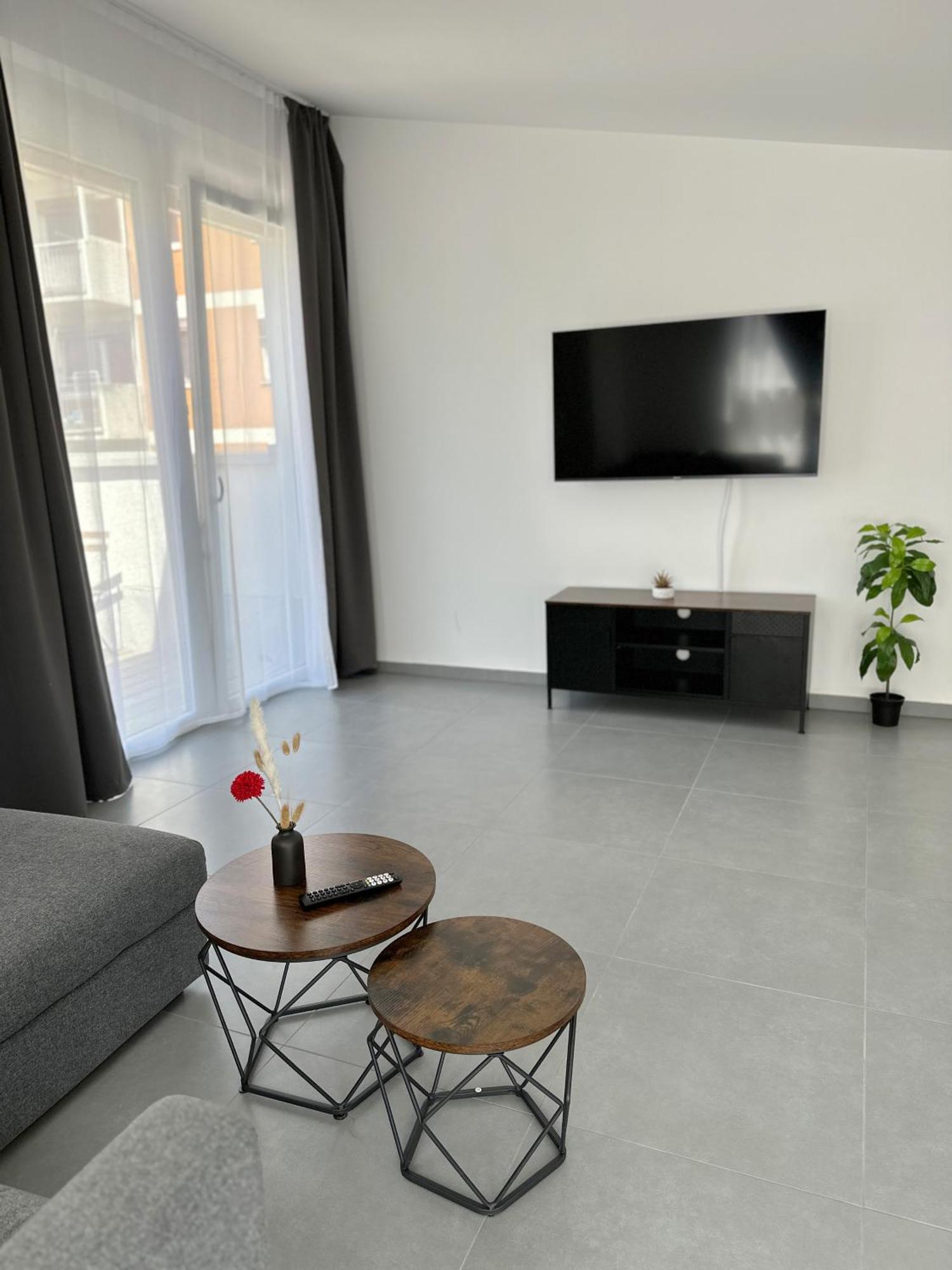 Grazora Living Apartments ภายนอก รูปภาพ